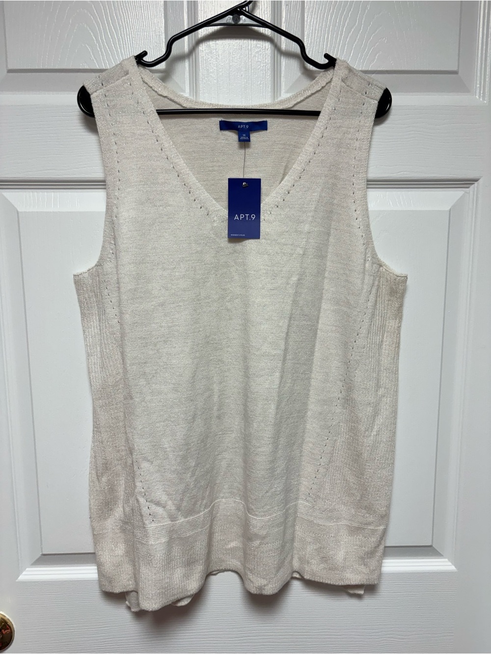 Apt. 9 Sleeveless Sweater Tank